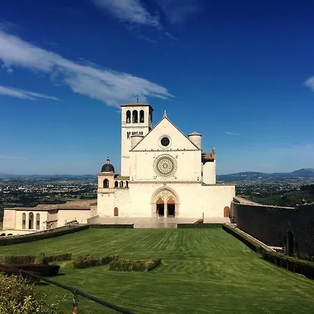 Romantic Getaway In Umbria
